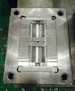 Y300422儀器塑膠制品，深圳塑膠模具廠，注塑模具加工